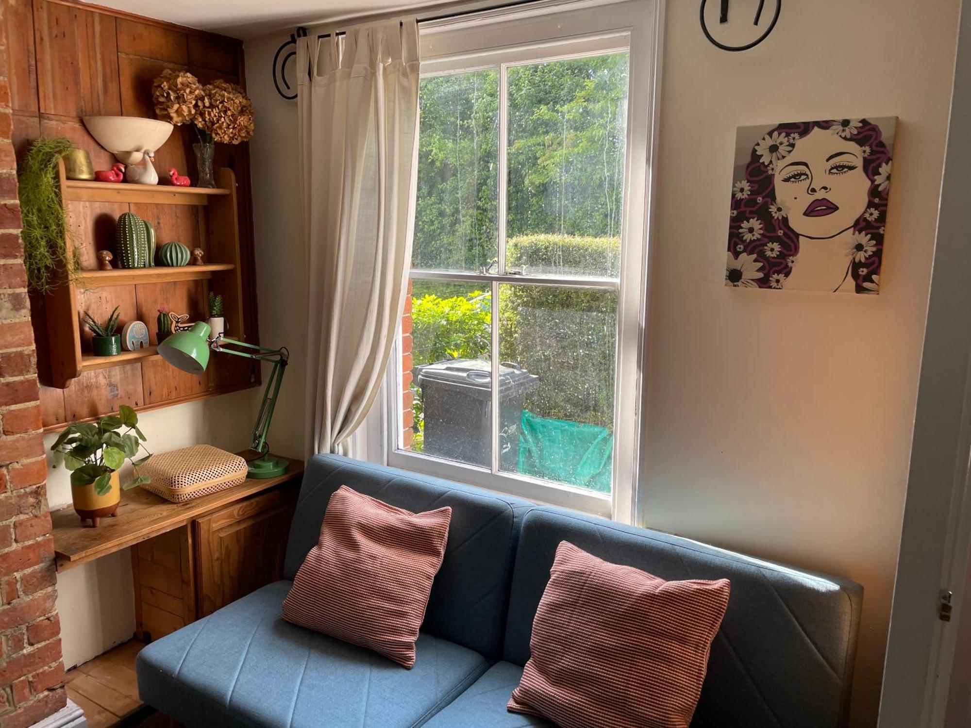 Cosy 2 Bedroom Victorian Cottage, Newport, Isle Of Wight Ньюпорт Экстерьер фото